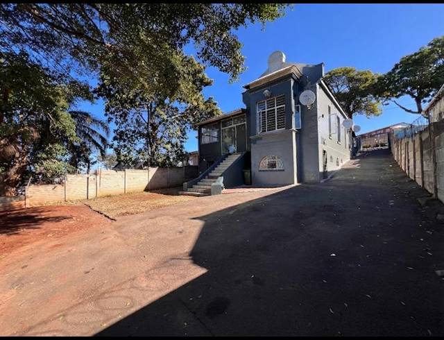 5 BEDROOM HOUSE FOR SALE IN MORNINGSIDE